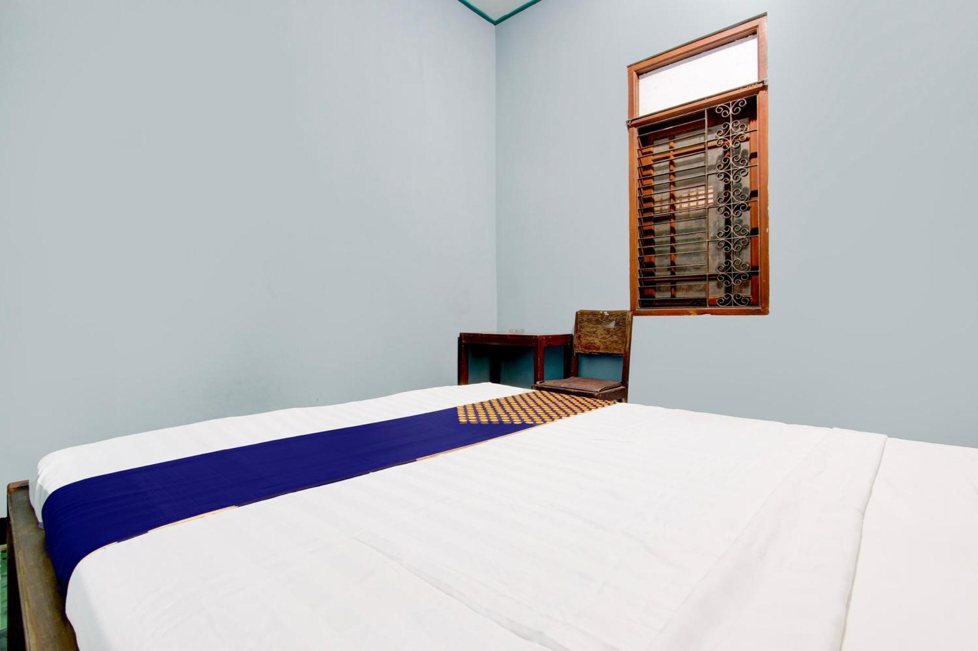 Spot On 94085 Hotel Agung Purwokerto Exterior foto